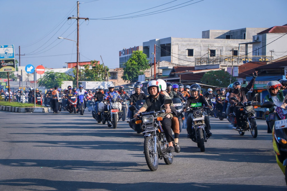 Raun-Raun Bareng Wako Pekanbaru Diikuti Ribuan Rider, Perkenalkan Ikon-ikon Kota