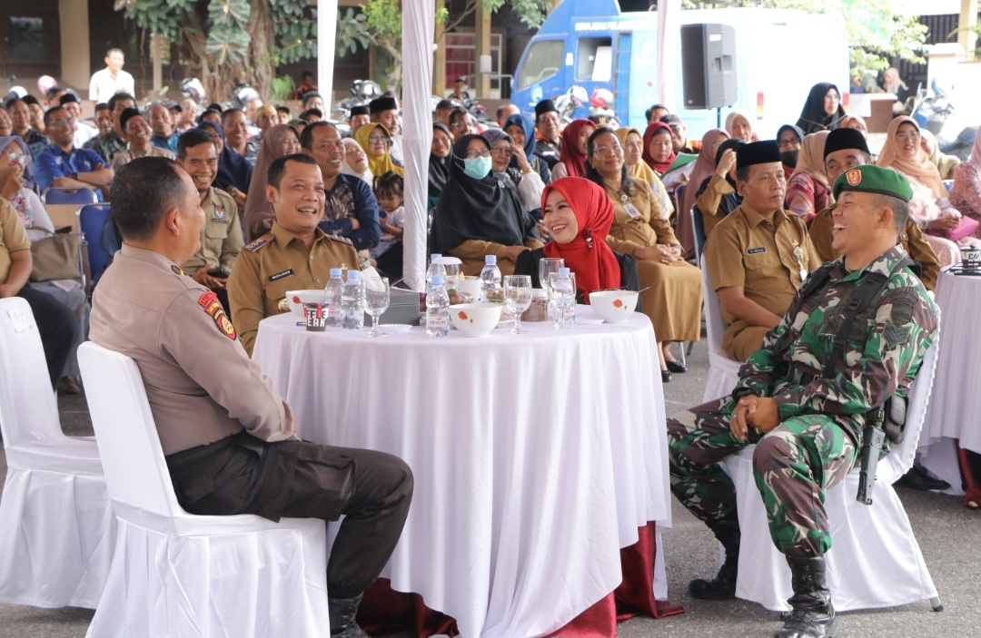 Jalin Silaturrahmi, Pj Wali Kota Pekanbaru Halal Bi Halal dengan Masyarakat Kecamatan Binawidya