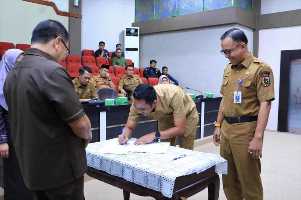 Kepala Diskominfotiksan Pekanbaru Dijabat Hendra Raja Saputra