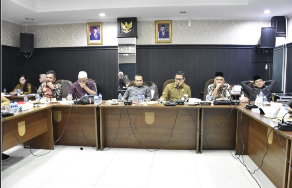 Komisi I DPRD Pekanbaru Rapat Kerja Dengan Sekretariat DPRD