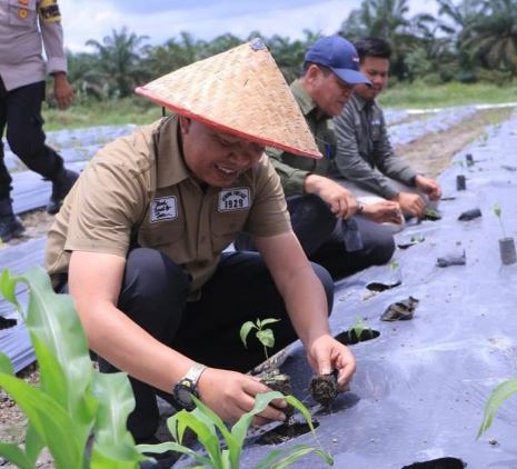Sekda Dorong Seluruh Masyarakat Lawan Kenaikan Angka Inflasi di Kota Pekanbaru