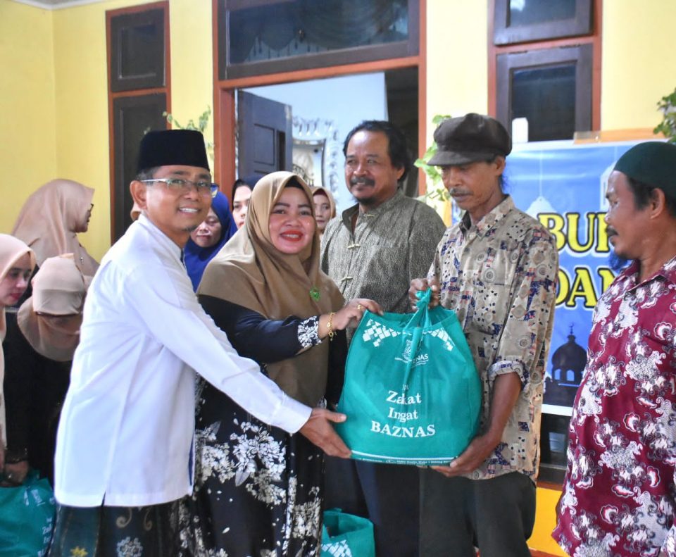 Buka Puasa Bersama Dengan Kaum Dhuafa, GOW Kampar Dukung Program Pemda Kampar Peduli Tetangga.