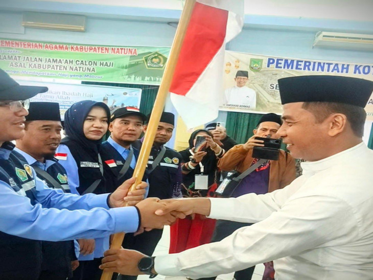 Bupati Kampar Lepas Keberangkatan JCH Kab. Kampar Tahun 2025