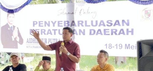 Anggota DPRD Pekanbaru Aidhil Nur Putra Gelar Penyebarluasan Perda KTR di Labuhbaru Timur