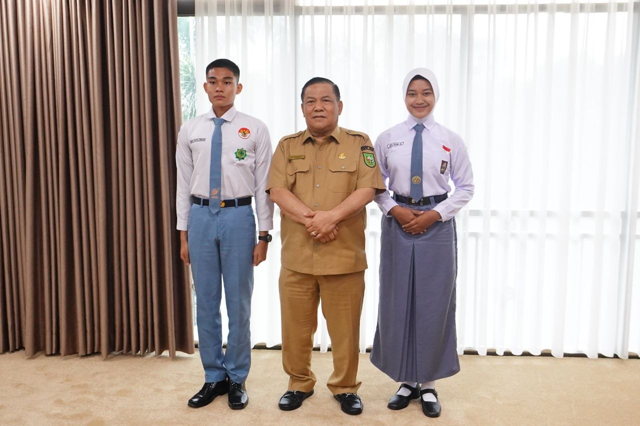 Dari Riau ke Istana, Rizqy dan Arifa Bidik Posisi Terbaik Pengibar Bendera Nasional