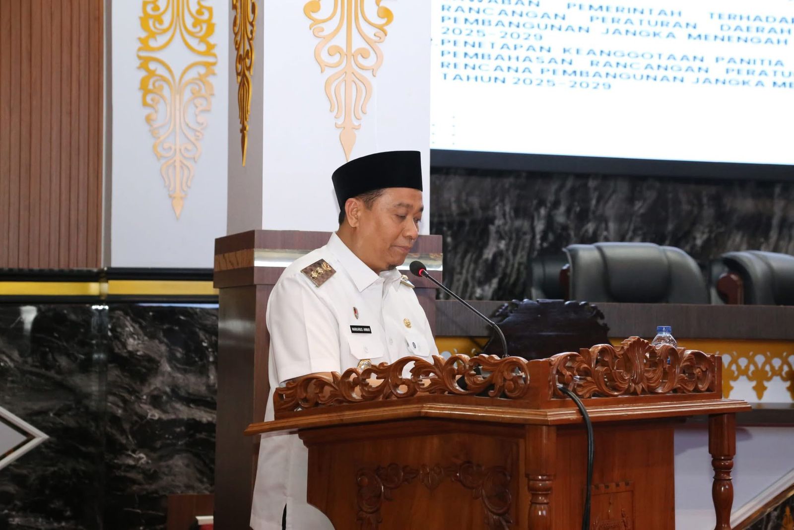 Pemko Pekanbaru Jawab Pandangan Umum Fraksi Terhadap Ranperda RPJMD 2025-2029