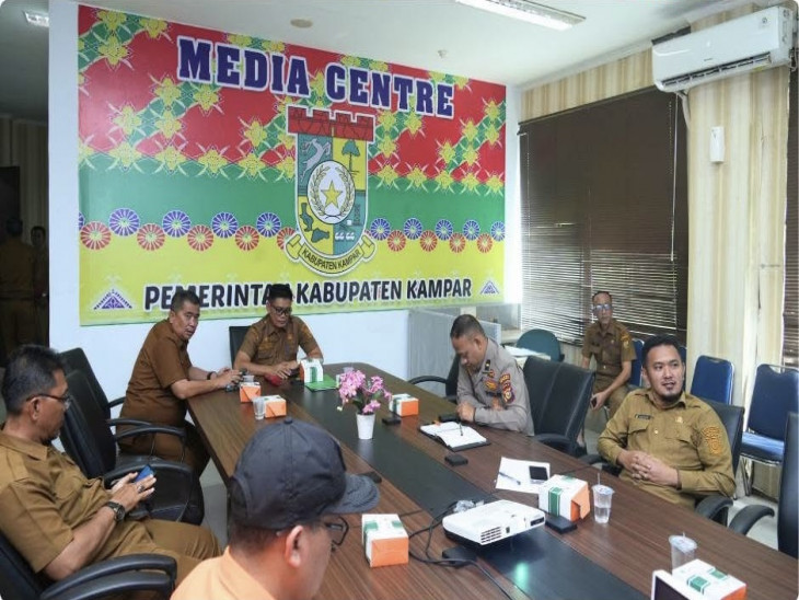 Asisten II Setda Kampar Ikuti Rakor Pengendalian Inflasi dan Sosialisasi Kesiapsiagaan El Nino